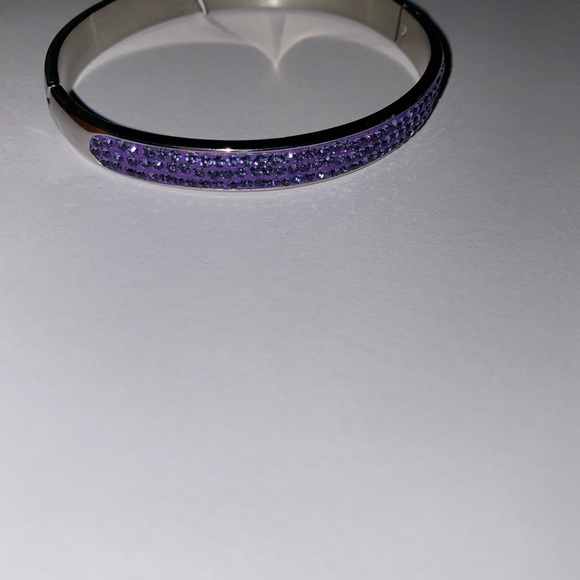 Chelsea Hill Stainless Steel bangle bracelet. - Picture 4 of 8